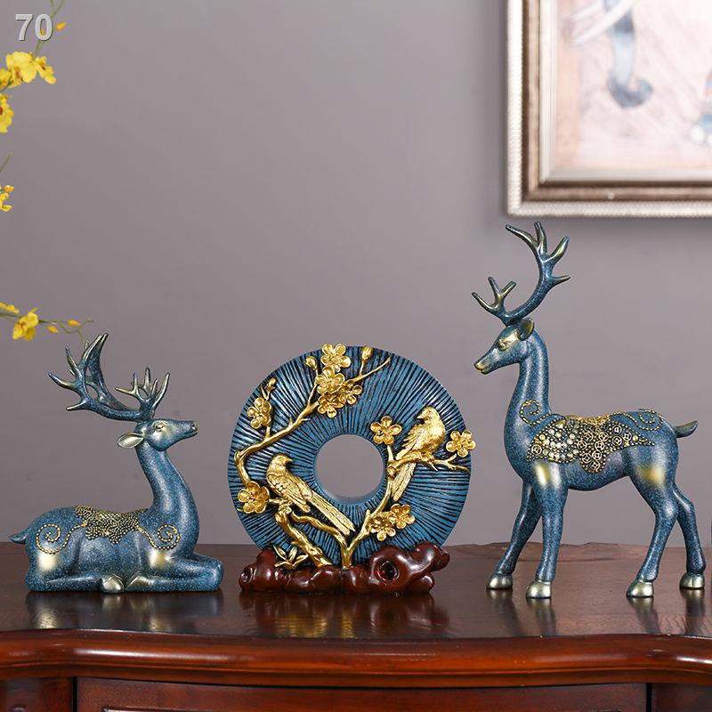 Tượng trang trí nhà cửa sang trọng