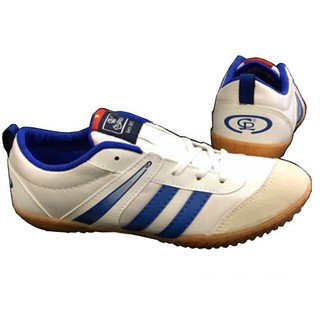 Giày đá banh futsal