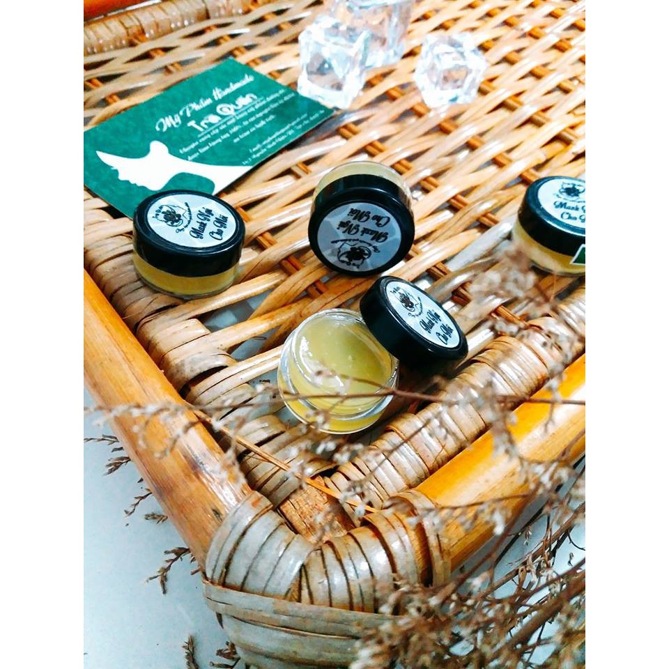 MẶT NẠ MÔI TỪ MỠ CỪU