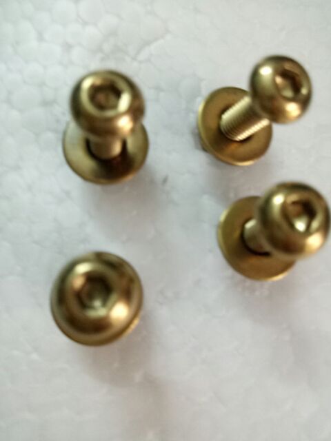 Ốc gắn mão Winner X