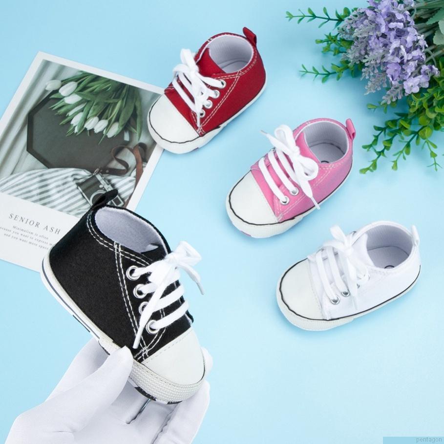 Giày thể thao vải canvas đế mềm chống trượt cho bé tập đi