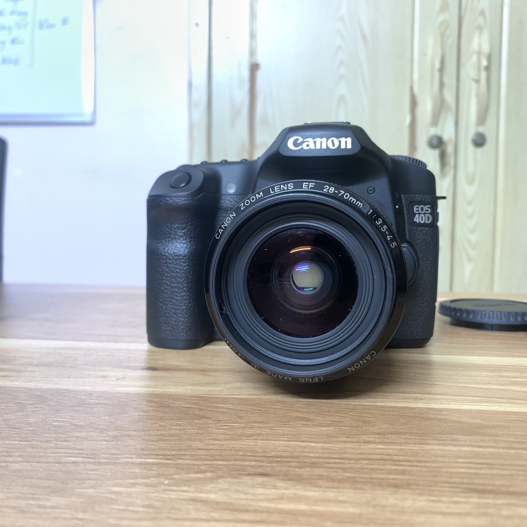 Máy ảnh CANON 40D kèm bất kì
