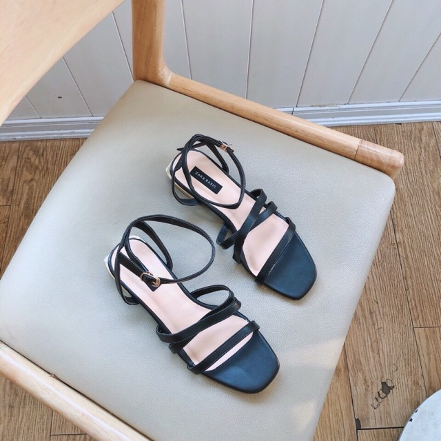 GIÀY SANDAL 2 QUAI NGANG PHỐI KHÓA NHỎ 3P NAS159