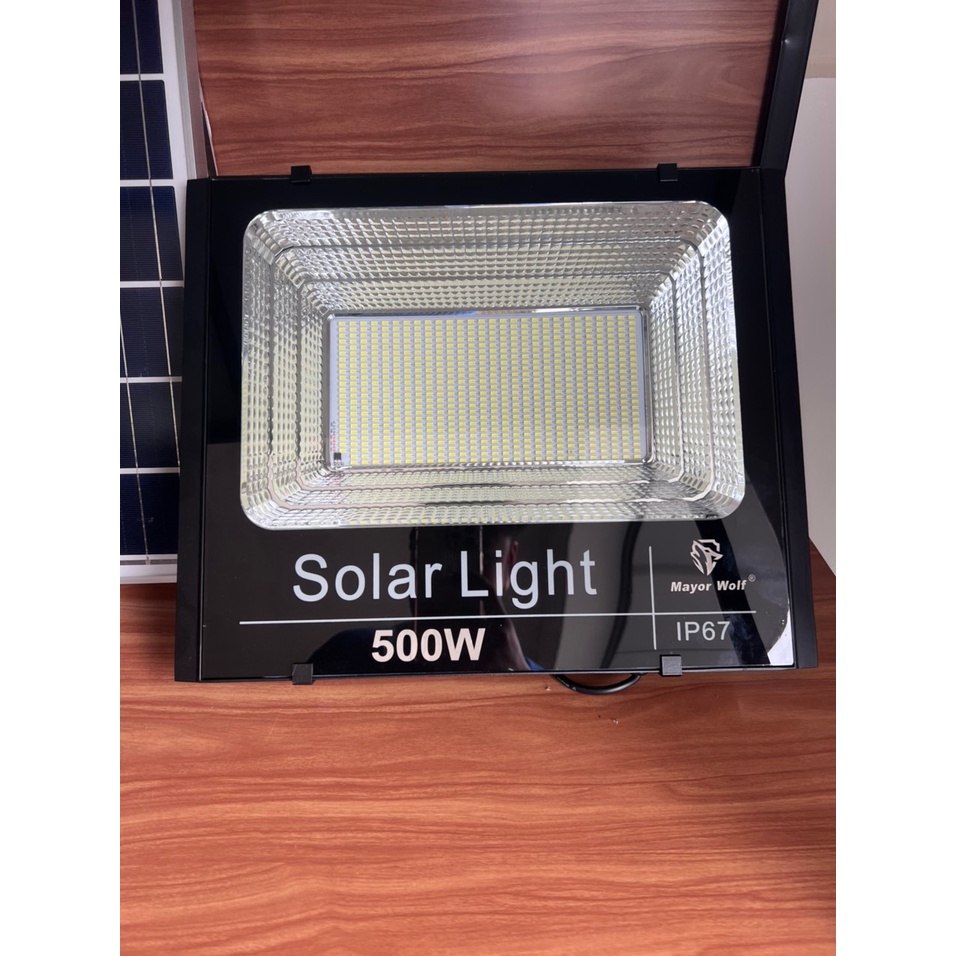 Bóng Đèn pha vuông năng lượng mặt trời 500W  LY-TGD001  500W.  nguyên khối + Kính cường lực  chống nước IP67.