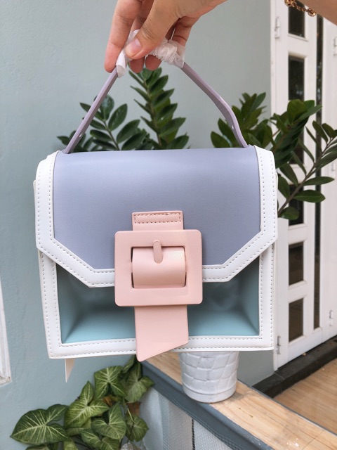 Túi CnK nhựa xuất