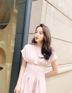 Váy chiết eo chờm vai