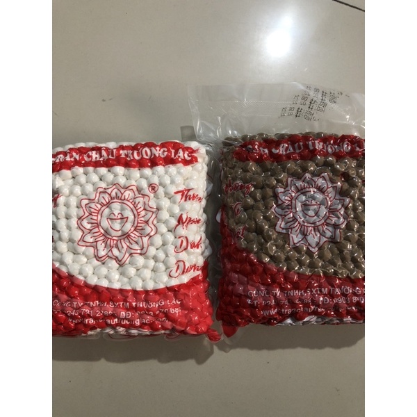 Trân châu Trường Lạc đóng gói 1kg có 2 màu đen và trắng