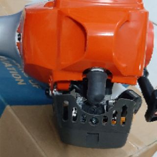 MÁY CẮT CỎ HUSQVARNA 226R
