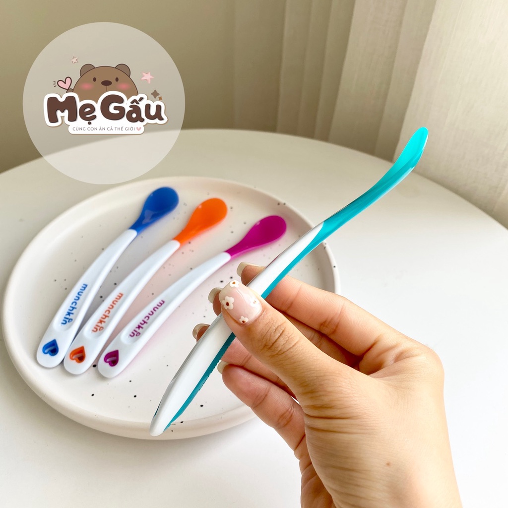 Thìa mềm báo nóng Munchkin cho bé - Bán lẻ giao màu ngẫu nhiên