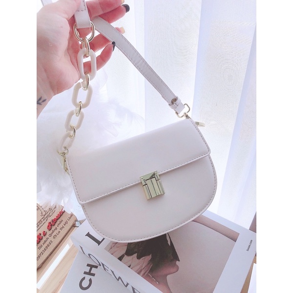 Túi dáng bầu da mềm size 22 kèm 2 dây đeo