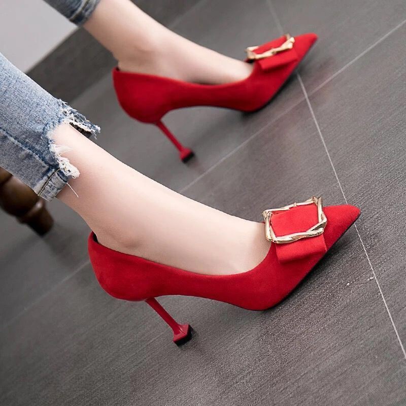 ❁♤❁Giày cao gót nữ màu đỏ 2021 new Princess all-match stiletto single shoes nhỏ tươi mới khóa vuông công sở chuyên