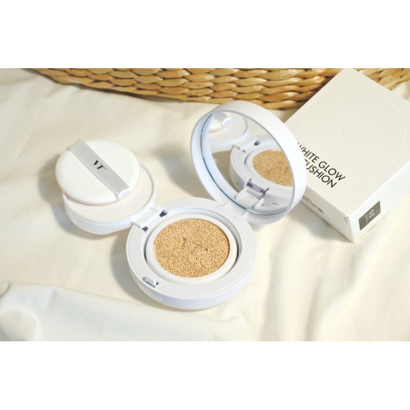 Kem Nền Trang Điểm VT x BTS WHITE GLOW CC CUSHION | BigBuy360 - bigbuy360.vn