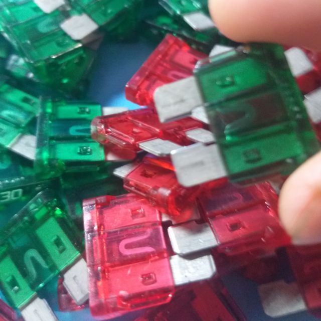 50 cái  cầu  chì  nhật