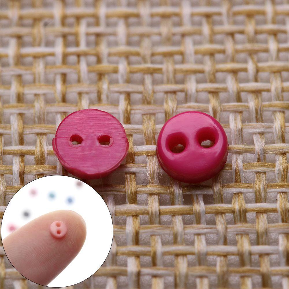 Set 50 Nút Quần Áo Dễ Thương Cho Búp Bê
