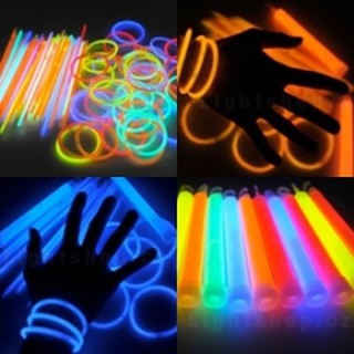 [răng khểnh]( hàng sẵn )100 que phát sáng+ đầu nối[móc khóa]