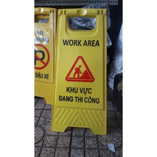 Biển chữ a khu vực đang thi công