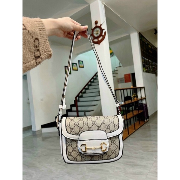 Túi GC hà hồ viền nâu và viền trắng size 20cm