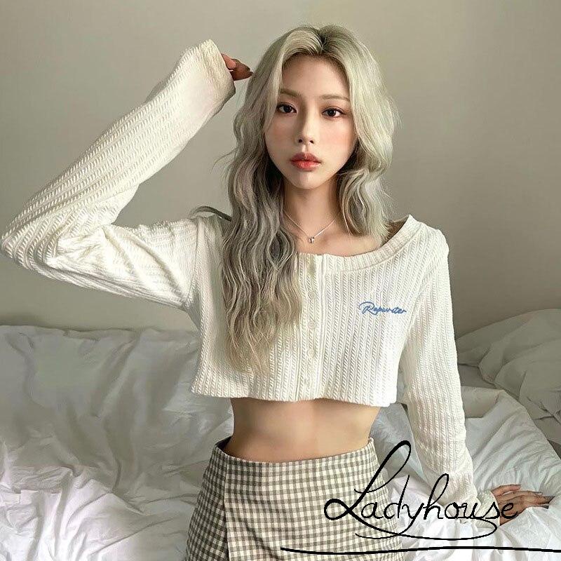 Áo thun croptop dệt kim tay dài cài nút in chữ thời trang cho nữ