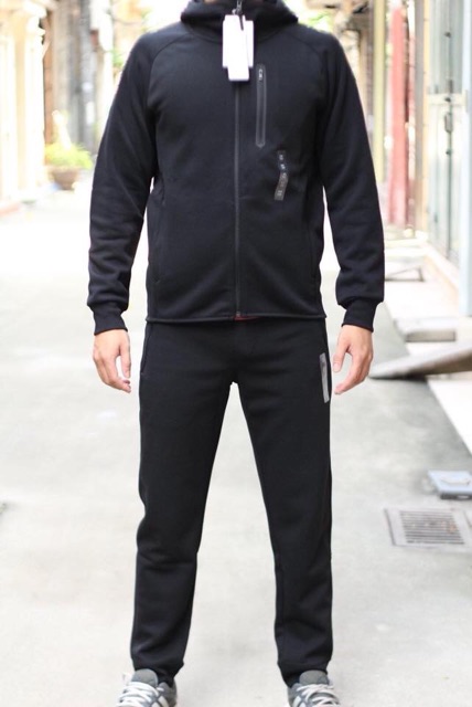 Bộ nỉ nam cao cấp Uniqlo chính hãng - Có bán lẻ áo or quần | BigBuy360 - bigbuy360.vn