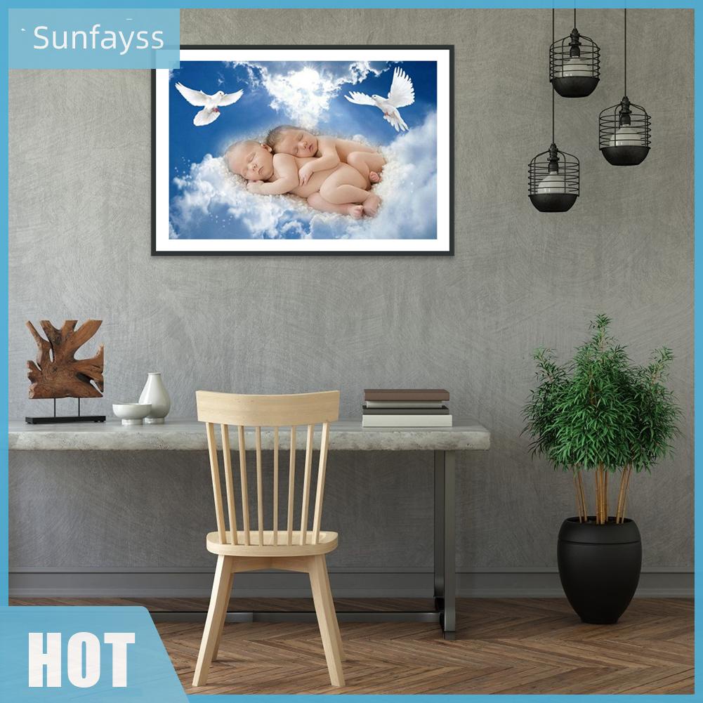 Bộ tranh đính đá 5D tự làm hình em bé dùng trang trí nhà cửa