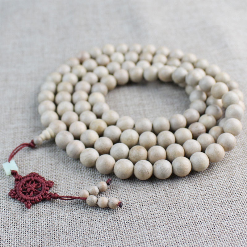 Chuỗi 108 Hạt Gỗ Đàn Hương Màu Trắng Bằng Gỗ Đàn Hương Tự Nhiên