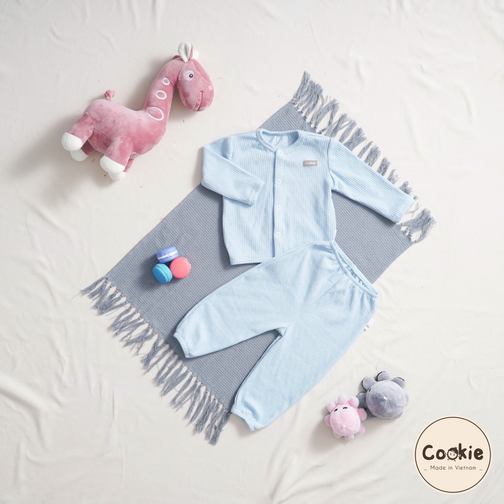 Bộ cài lệch bộ sơ sinh gân len dày cho bé Cookie