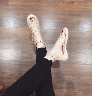 Sandal chiến binh đinh