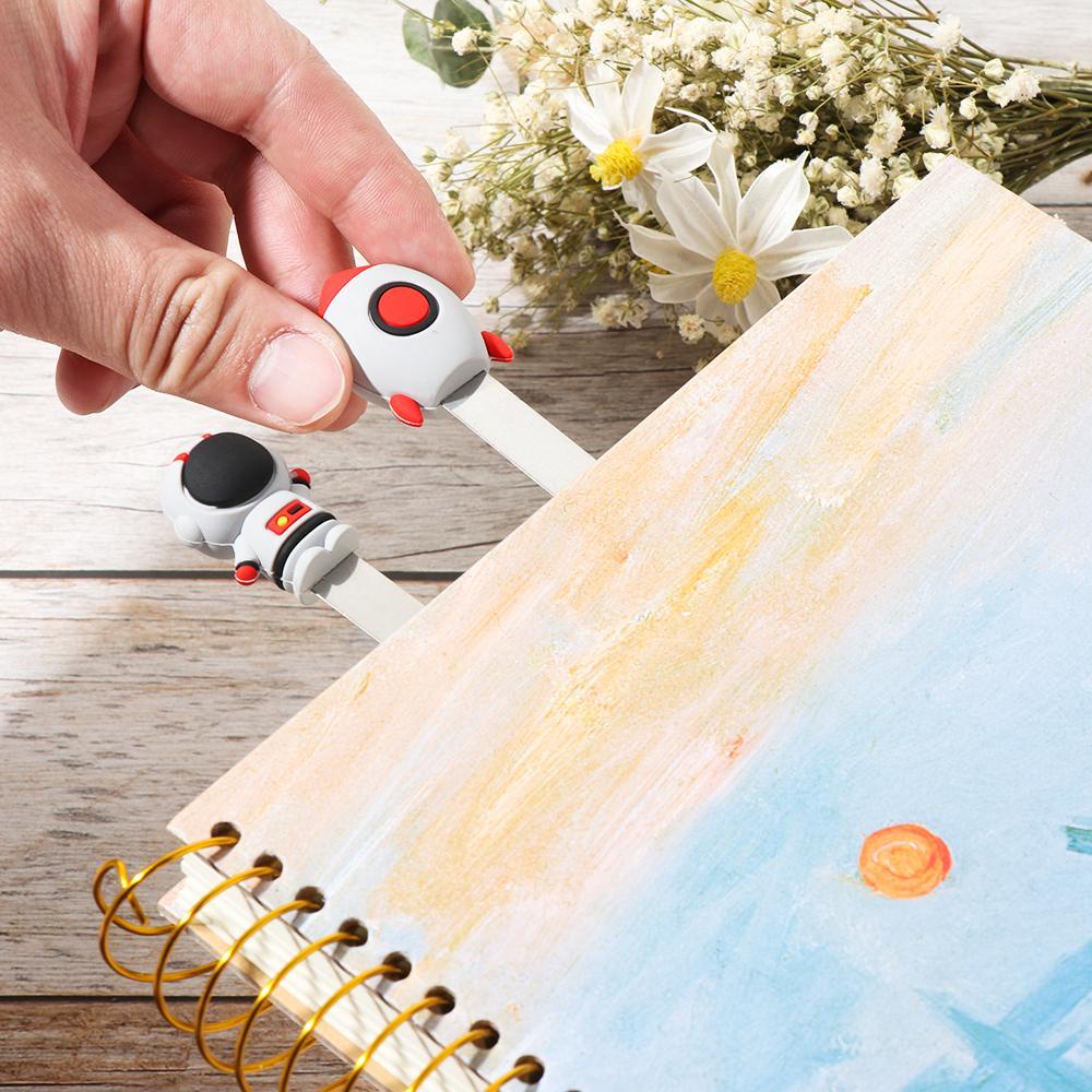 Đánh Dấu Trang Sách 3D Bằng Kim Loại Hình Vây Cá Mập Trái Tim