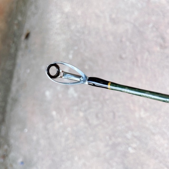 cần câu 2 khúc rỗng dài 3m cần tải cá 20kg y hình