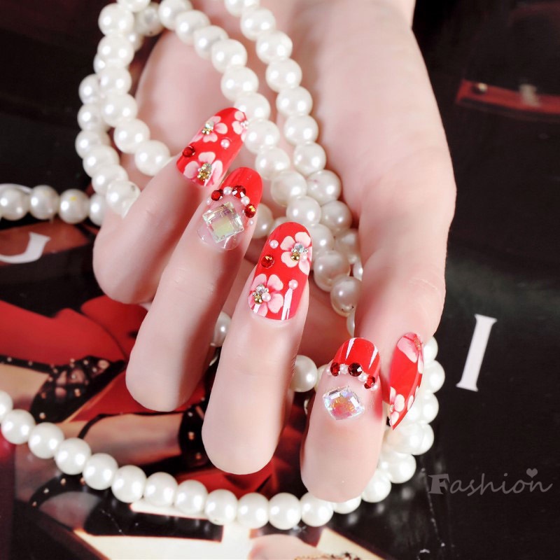 Set 24 Móng Tay Giả Đính Đá Lấp Lánh Màu Đỏ Kèm Miếng Dán Lưng Cho Cô Dâu