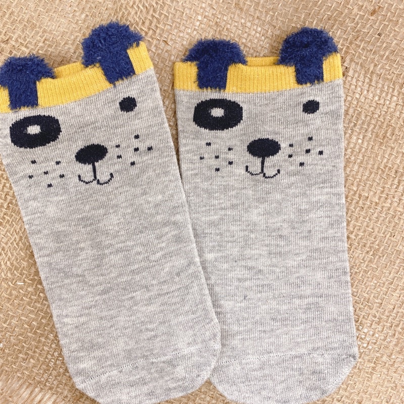 Tất vớ xinh cute