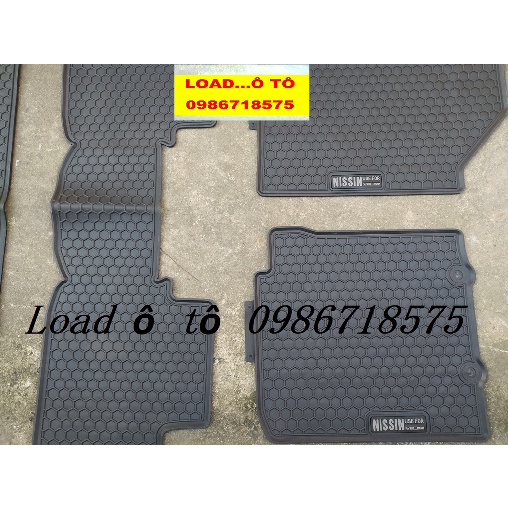 Thảm Lót Sàn Cao Su Đúc Xe Toyota Veloz 2022-23 Mẫu Tổ Ong Cao Su Không Mùi Cao Cấp