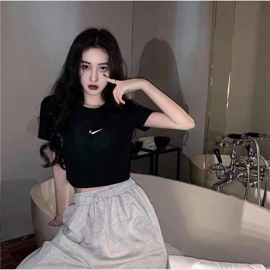 Áo croptop ngắn tay nikee 2 màu đen/trắng cực đẹp (kèm video/ảnh thật)