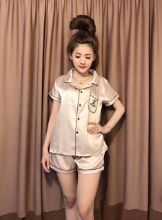 Bộ ngủ pirama lụa!