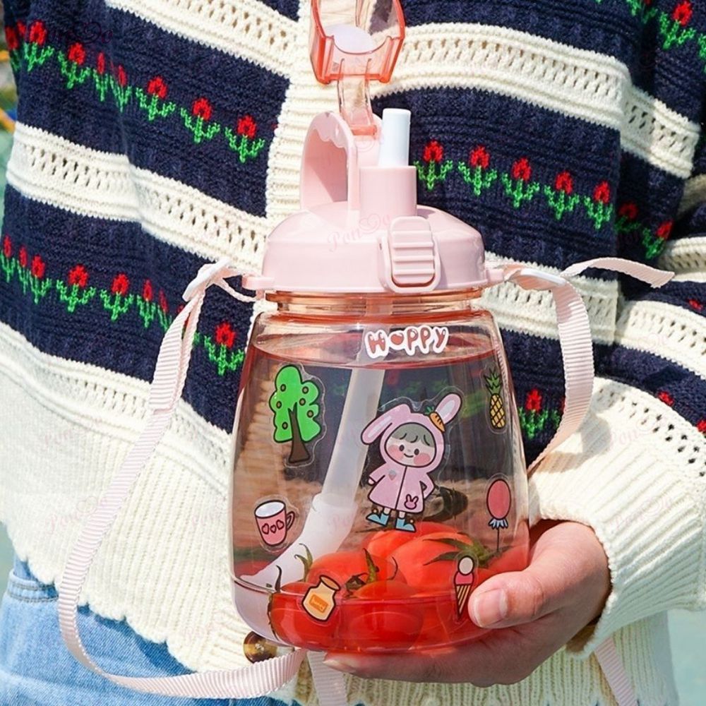 Bình nước có ống hút kiểu dáng dễ thương sử dụng tiện lợi