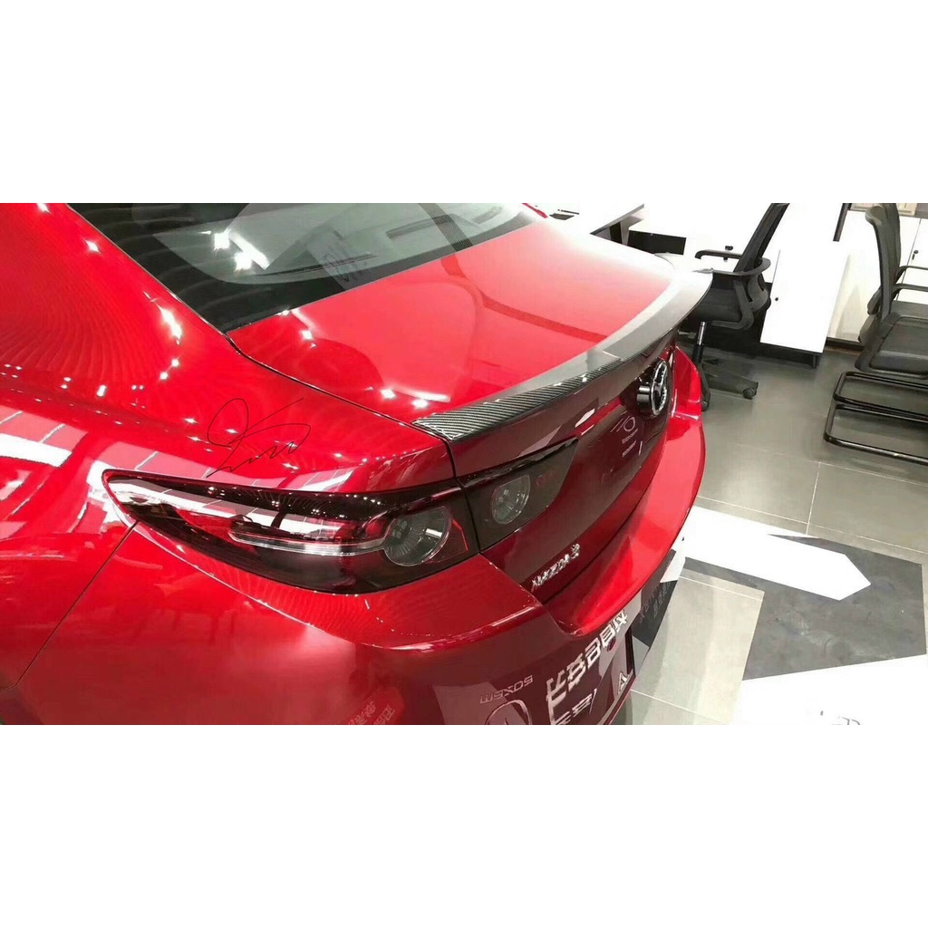 Đuôi gió thể thao, cánh lướt gió Xe Mazda 3 2021 2022 Sedan - mẫu carbon thể thao đẹp