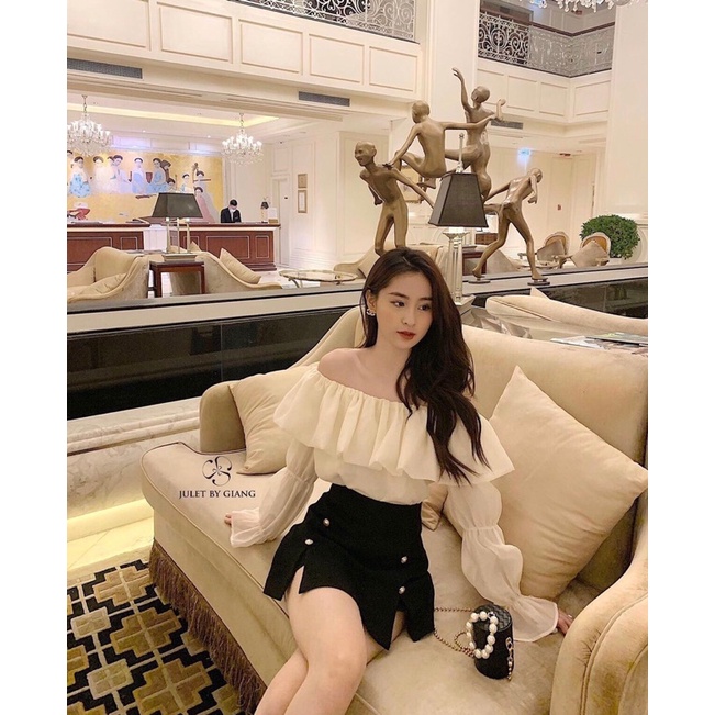 Set áo trễ vai tơ chân váy đính ngọc,Set áo trễ vai tơ tay phồng phối chân váy chữ A cúc ngọc tiểu thư | BigBuy360 - bigbuy360.vn