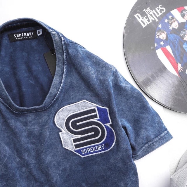 Áo thun nam cổ tròn