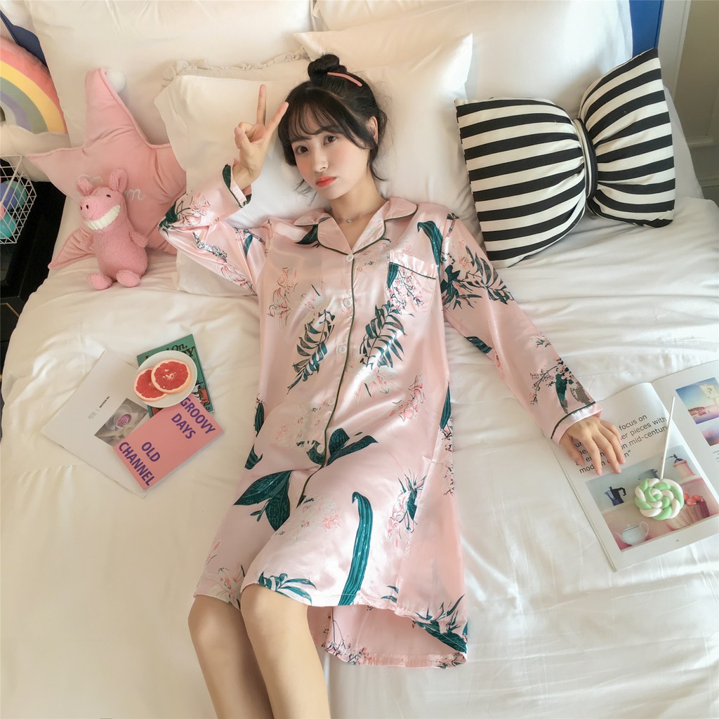 Đầm ngủ lụa thiết kế dễ thương cho nữ | BigBuy360 - bigbuy360.vn