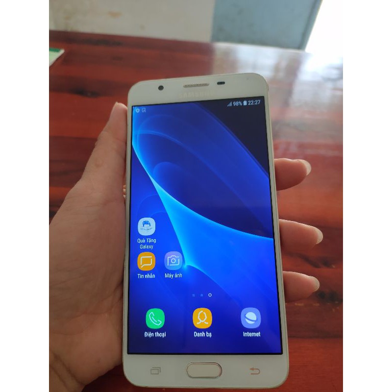 Điện thoại di động Samsung galaxy J7 priem