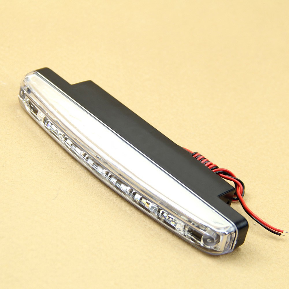 2 Đèn LED 8 bòng xe hơi Super White