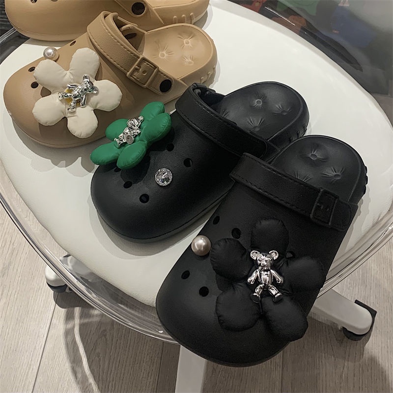 Giày Sandal Nữ Đế Mềm Đính Hoa Thời Trang