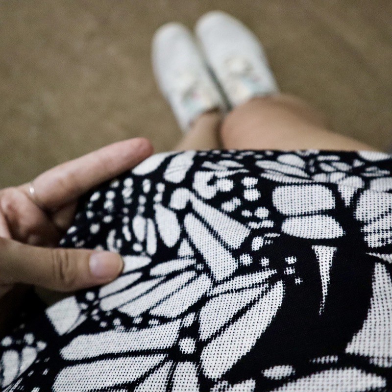 Đầm co giãn body cổ vuông gợi cảm VNXK Urban Outfitters