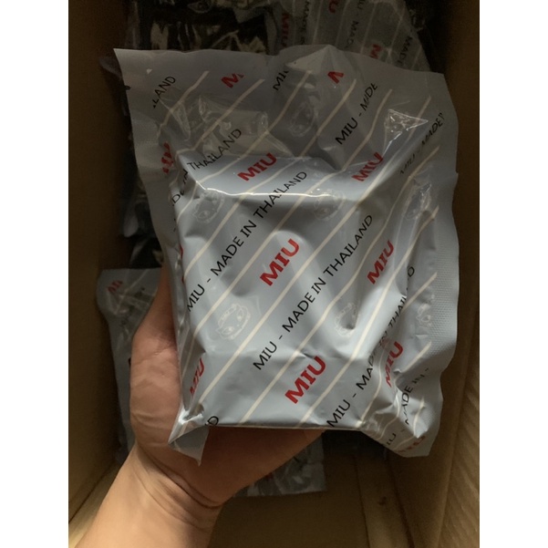 Cao su gác chân trước Ya Sirius, Ex135