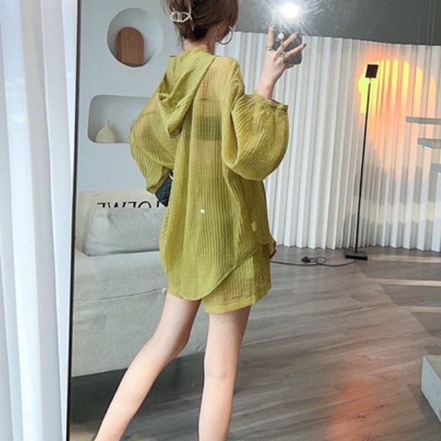 Set Bộ Đũi Tơ Áo Dáng Rộng Có Mũ Quần Sooc Đùi Thụng Đuôi Tôm Màu Xanh Bơ