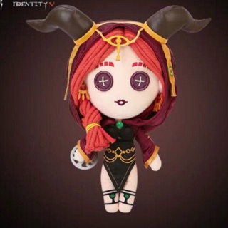 Búp bê Fiona trong game Identity V