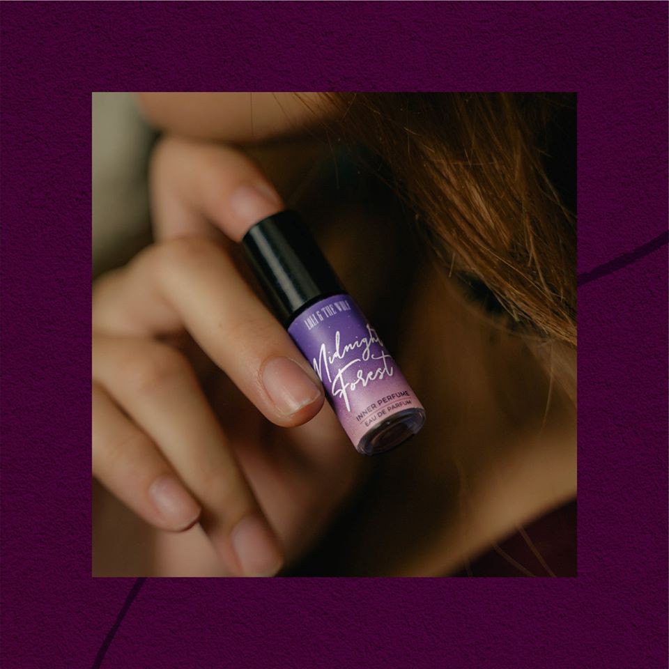 Nước hoa vùng kín dành cho nữ Midnight Forest Eau De Parfum chai lăn 5ml - LOLI & THE WOLF | Thế Giới Skin Care