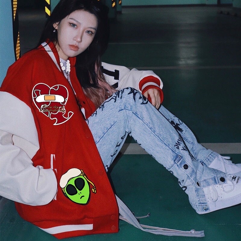 Áo Khoác Varsity Jacket Nỉ Hình Thêu Tay Da Cao Cấp
