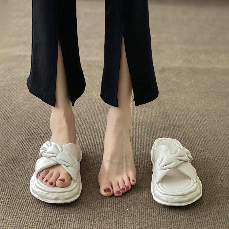 Dép Sandal Đế Dày Chống Trượt Phong Cách Mới Thời Trang Mùa Hè Dành Cho Nữ