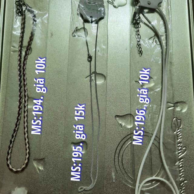 Dây đeo cổ, choker